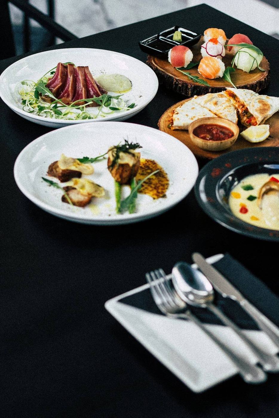 Restaurant cutlery